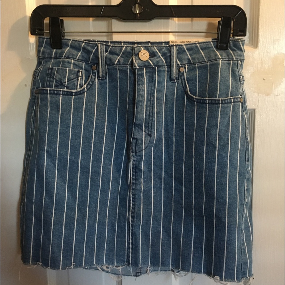 Unpublished brand new mini skirt